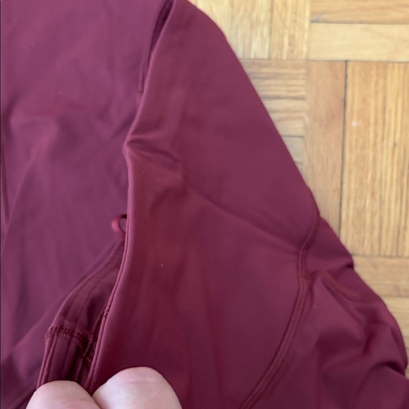 Lululemon crop leggings Small 4 - Picture 4 of 8